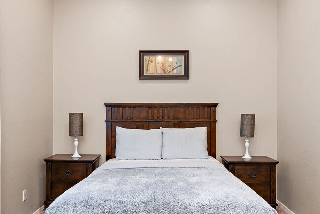 Building Photo - 4123 S Adelle