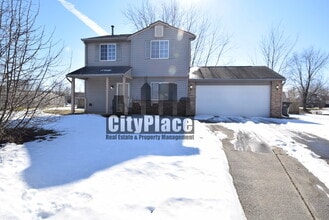 Building Photo - 47 Meadow Ct W