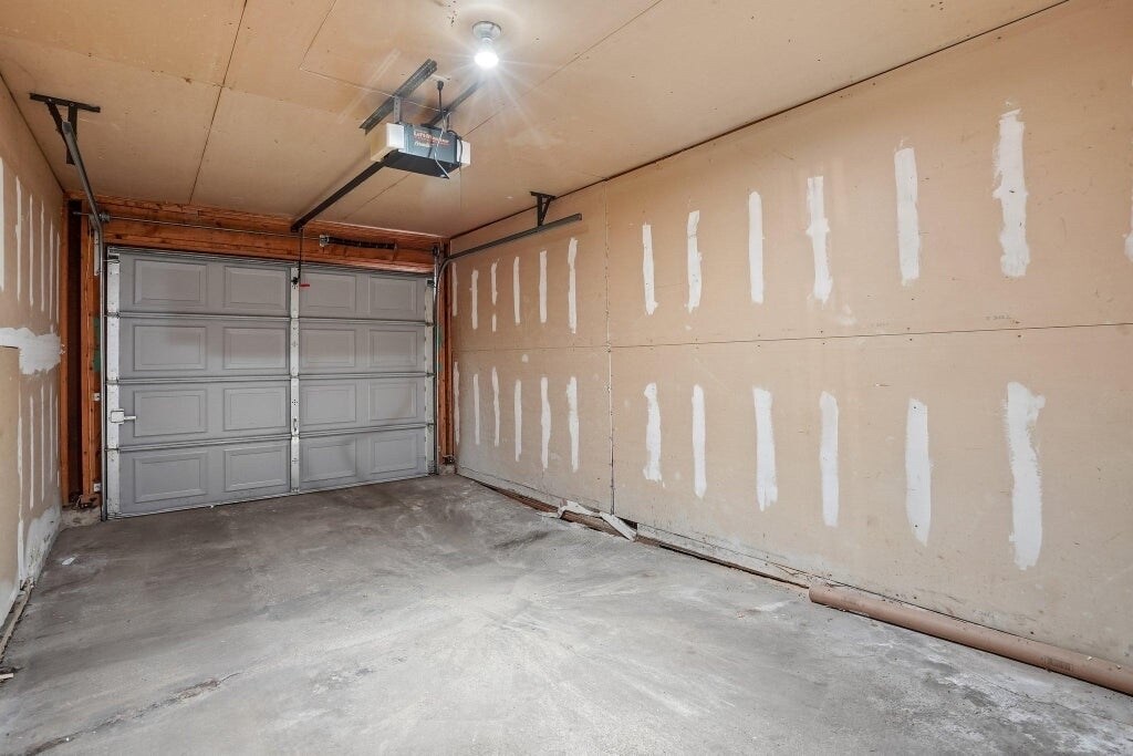 Building Photo - 18669 Clear View Ct