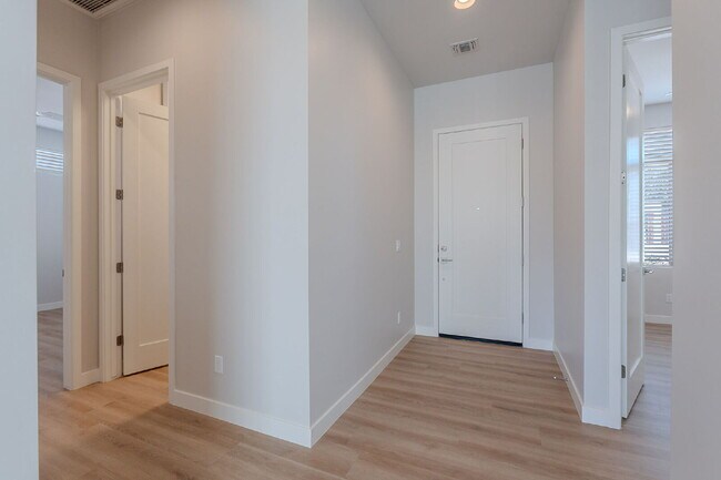 Primary Photo - Downtown Cave Creek Patio Homes!