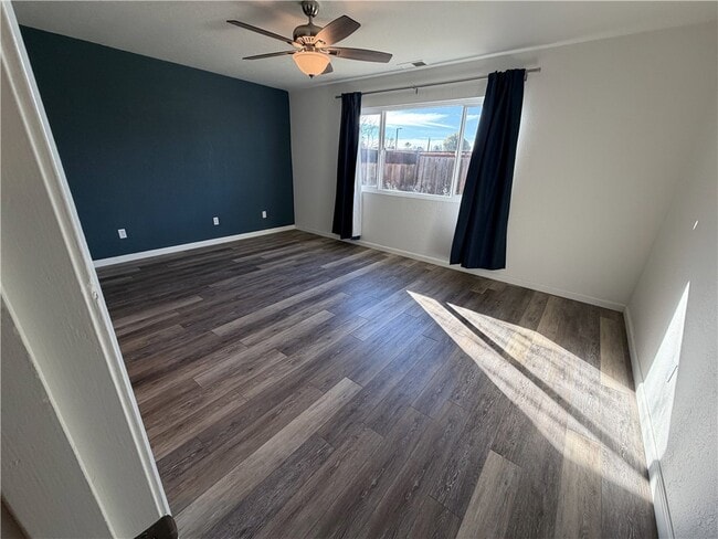 Building Photo - 115 Rosemary Dr