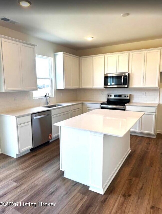 Building Photo - 16811 Aiken Rdg Cir