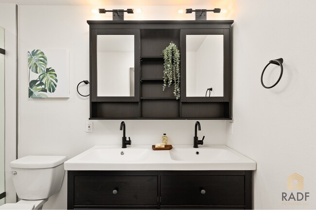 Building Photo - Refined Living in a Timeless Designed Home!