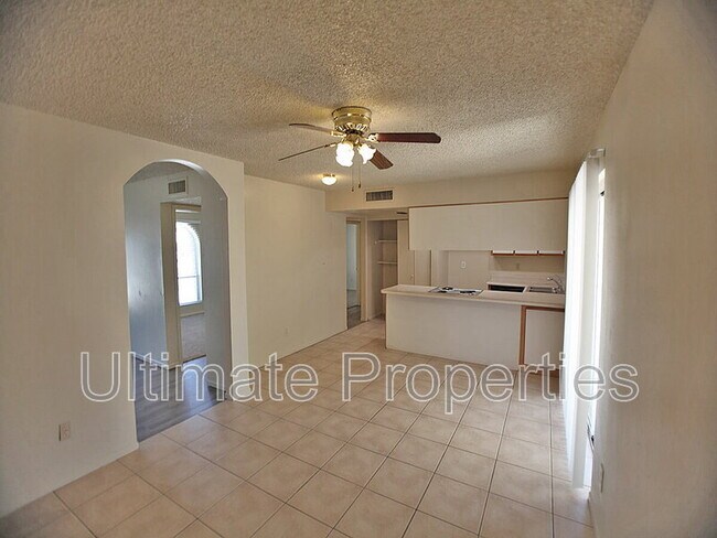 Building Photo - 6043 N 71st Ln