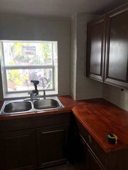 Building Photo - 1028 Whitehead St