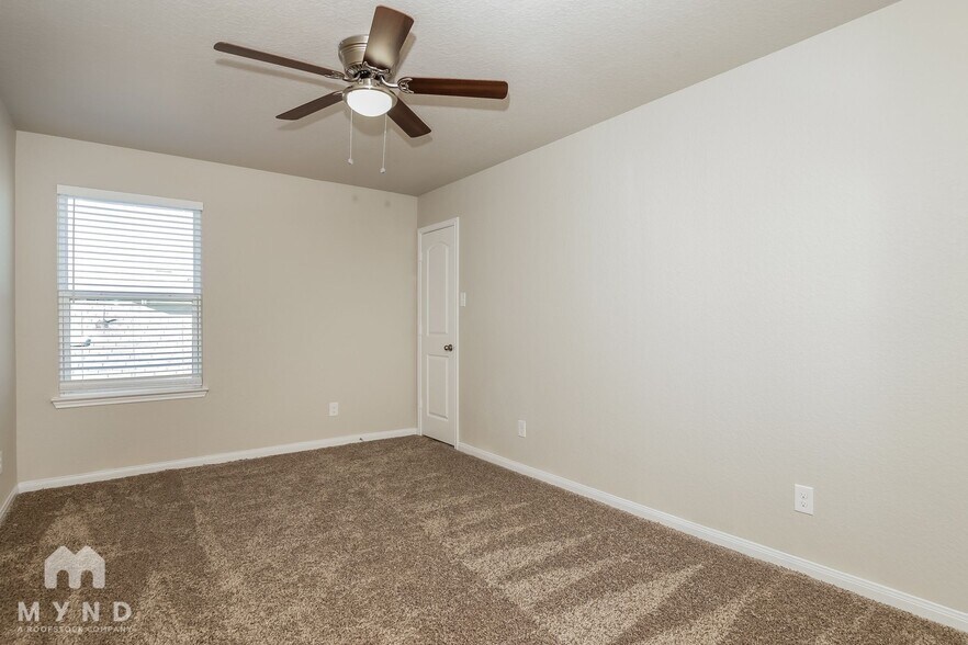 Building Photo - 6030 Southern Vis