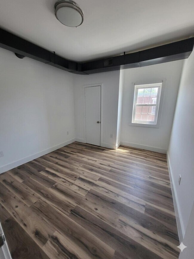 Building Photo - 5735 Race St