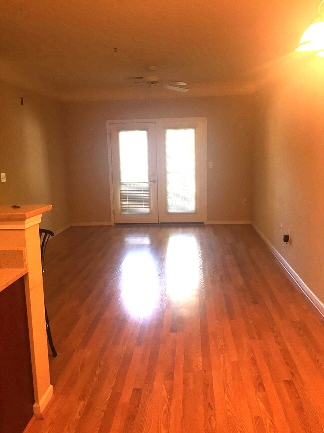 Building Photo - 1755 Central Park Rd