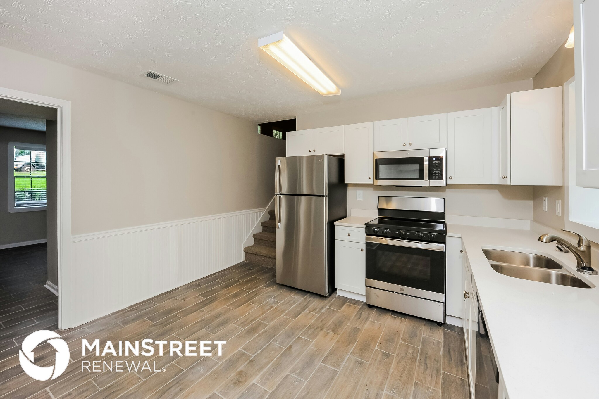 Building Photo - 418 Hearth Pl NW