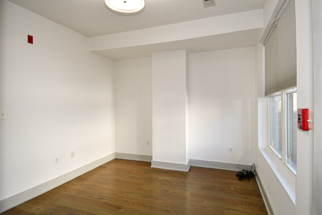 Building Photo - 1632 K St NW