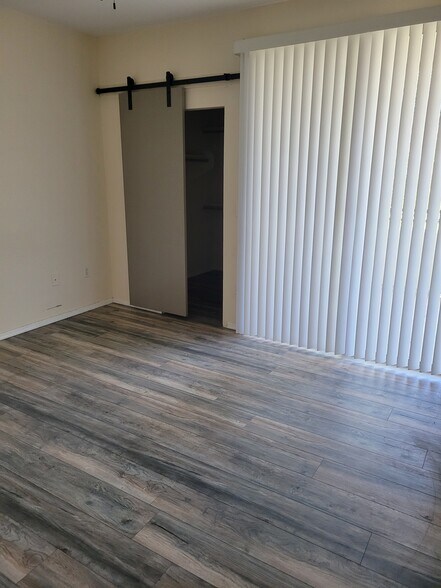 Building Photo - 18416 Cave Creek Road