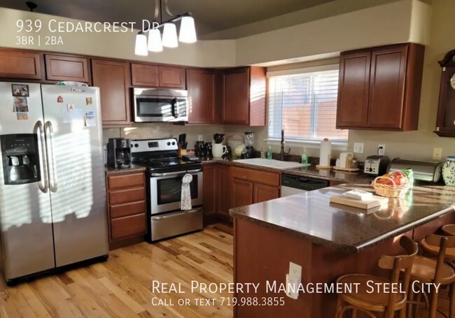 Building Photo - 3 Bedroom 2 Bath Home in Domega Neighborhood