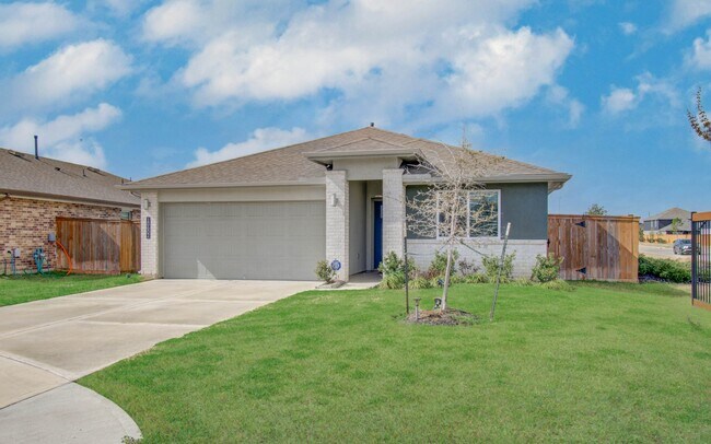 Building Photo - 10602 Great Basin Dr