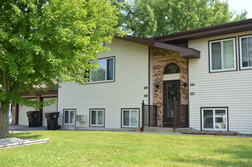 Building Photo - 554 Seminole Way