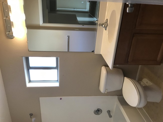 Building Photo - 29252 N Rosewood Dr