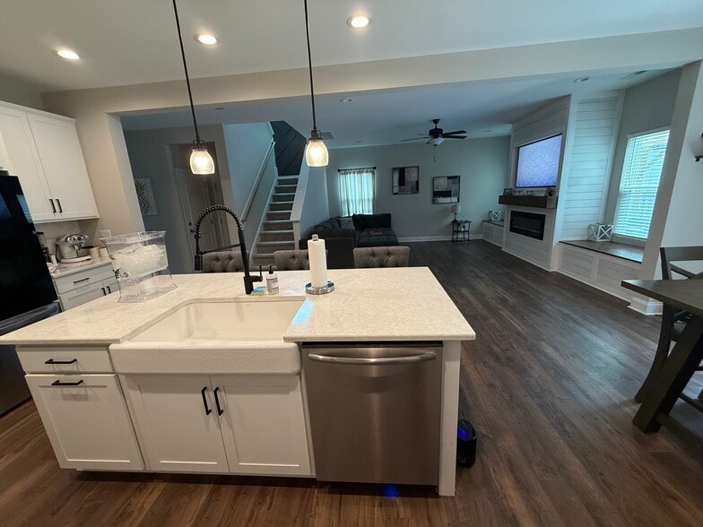 Building Photo - 424 Canvasback Ln