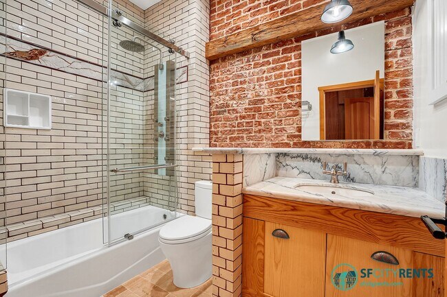 Building Photo - Intimate Super-Lux Home in Zen Garden Sett...