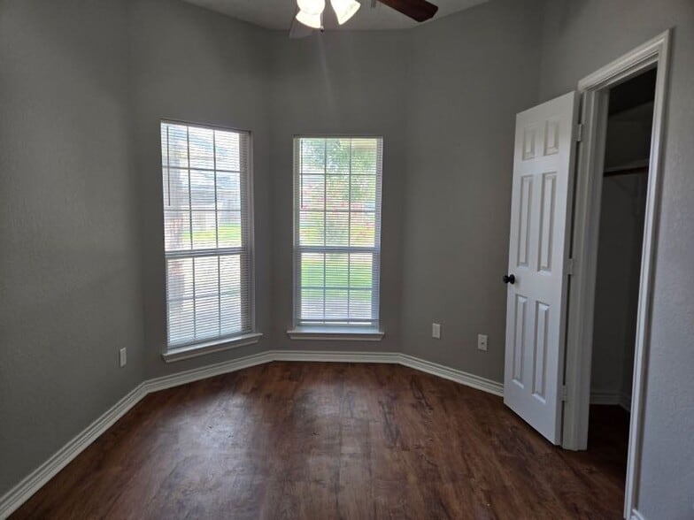 Building Photo - 3724 Dove Hollow Ln