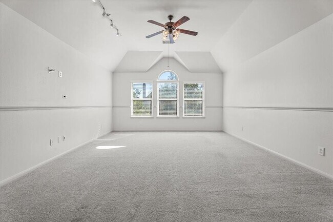 Building Photo - 7 Canyon Wren Dr