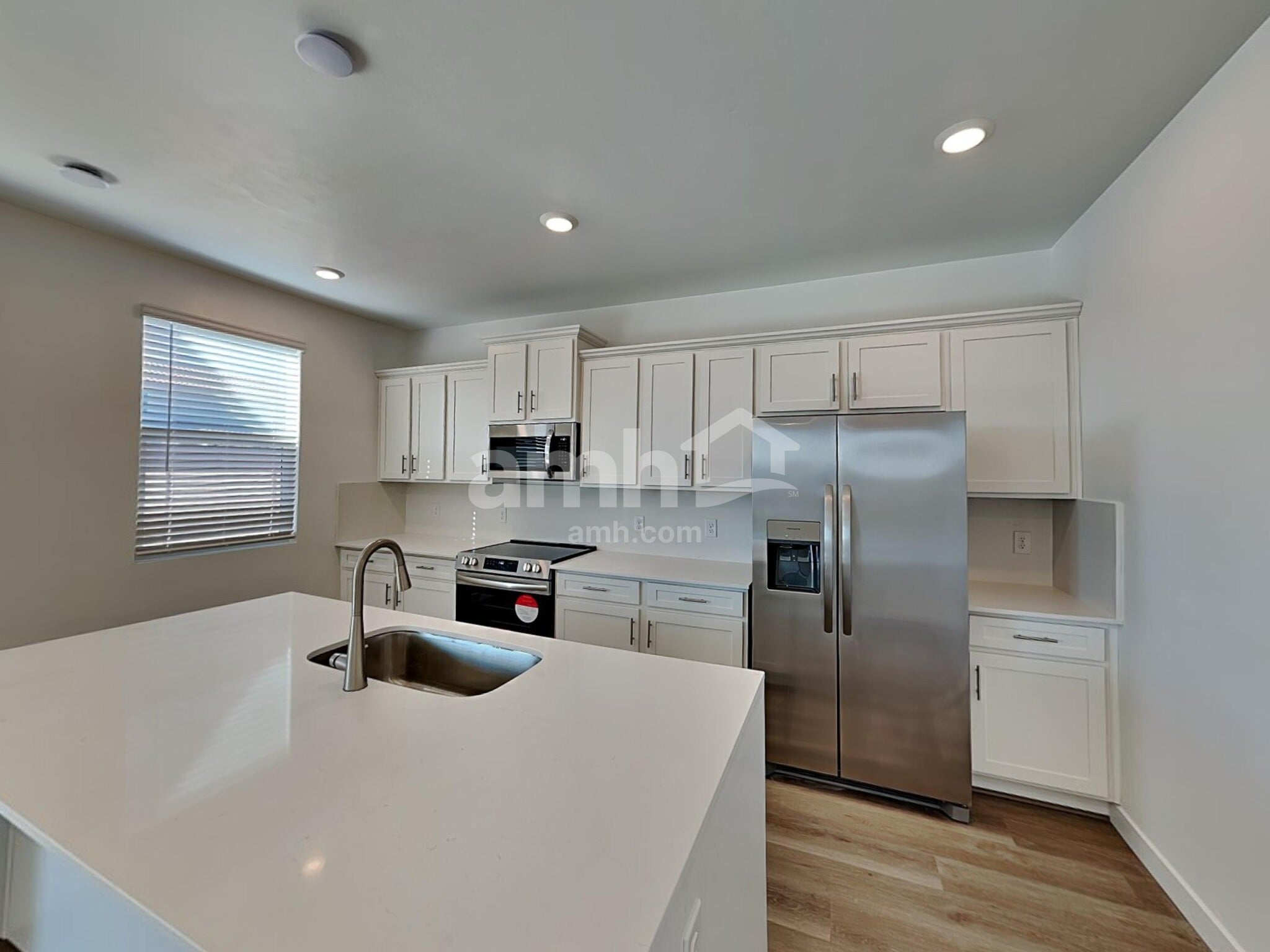 Building Photo - 6564 E Paseo Alga