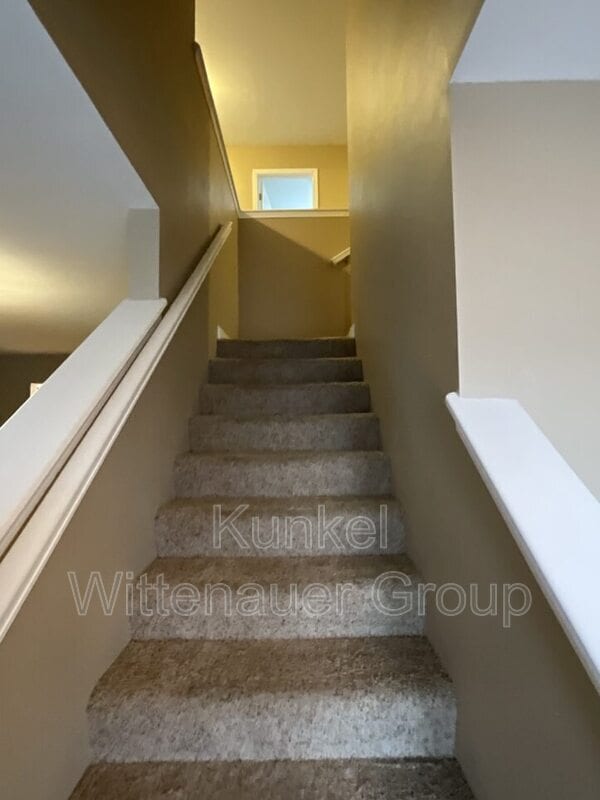 Building Photo - 2711 London Ln