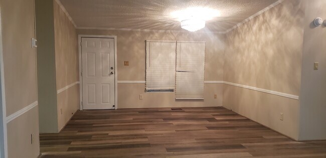 Building Photo - 1500 O'Bannon Dr