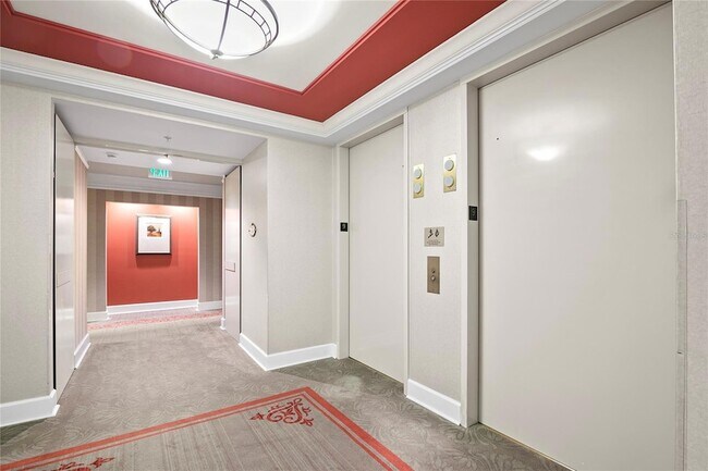 Building Photo - 750 N Tamiami Trl