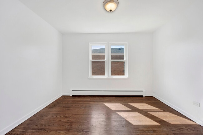 Building Photo - 1616 N 17th Ave