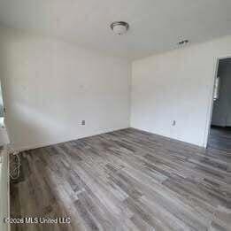 Building Photo - 632 Capital Ave