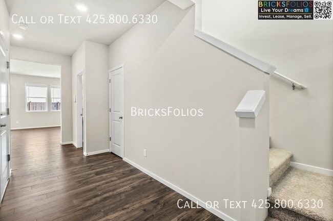 Building Photo - 1342 SW Pendleton Way