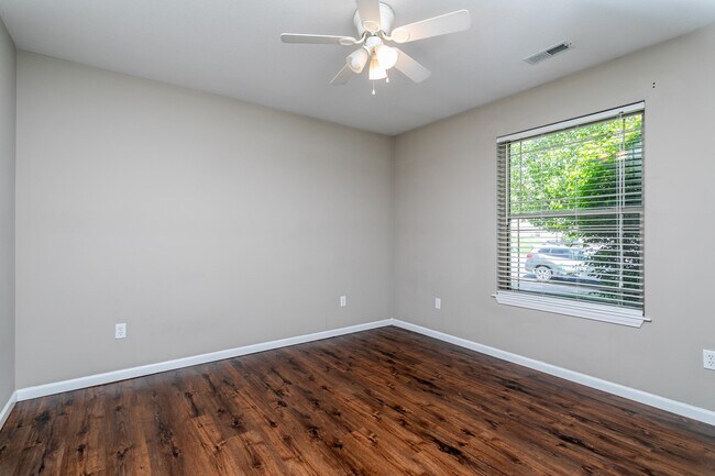 Building Photo - 4800 Burbank Loop