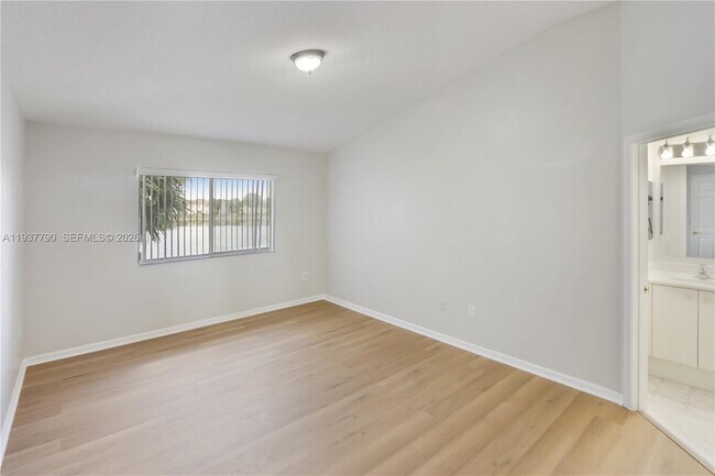 Building Photo - 2830 SW 83rd Terrace