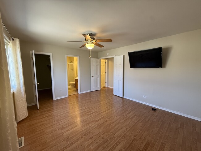 Building Photo - 1874 Windward Ln