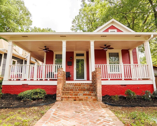 Building Photo - 854 Beecher St SW