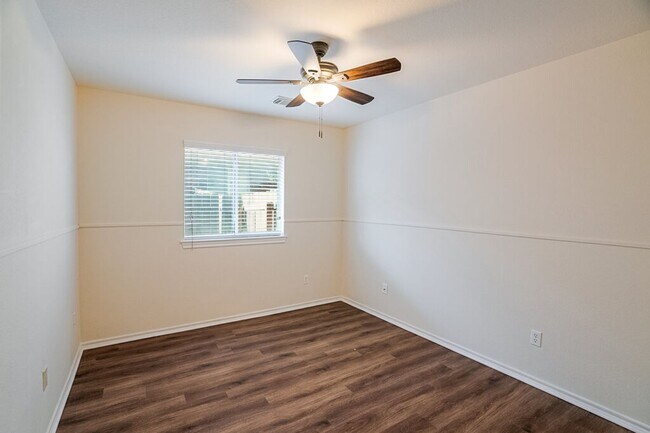 Building Photo - 4439 Hunters Lodge Dr