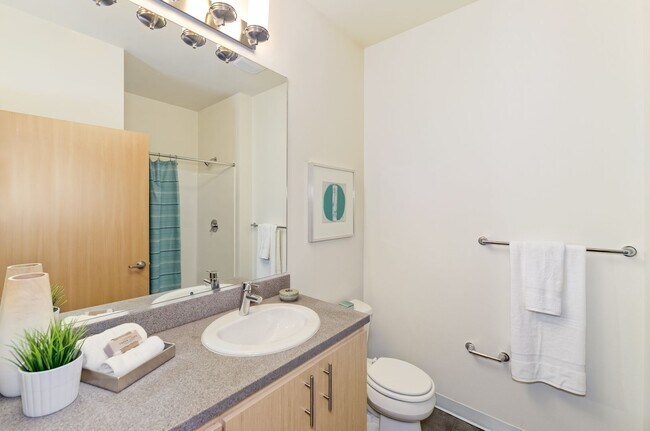 Building Photo - 500 Belmont Ave E