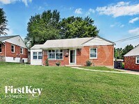 Building Photo - 815 St Jean St