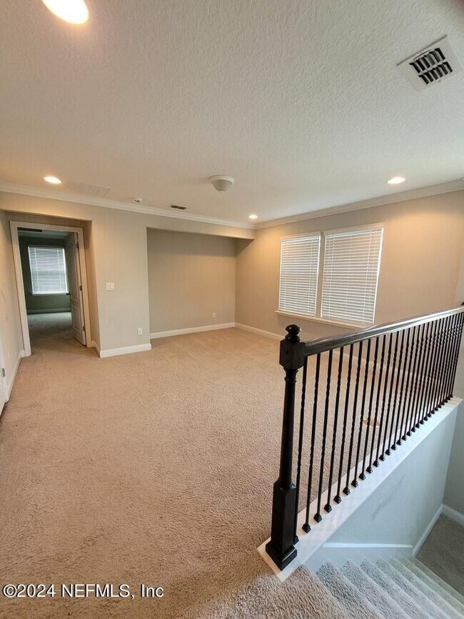 Building Photo - 4860 Red Egret Dr