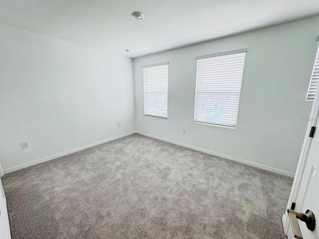 Building Photo - 3140 Skyline Lp