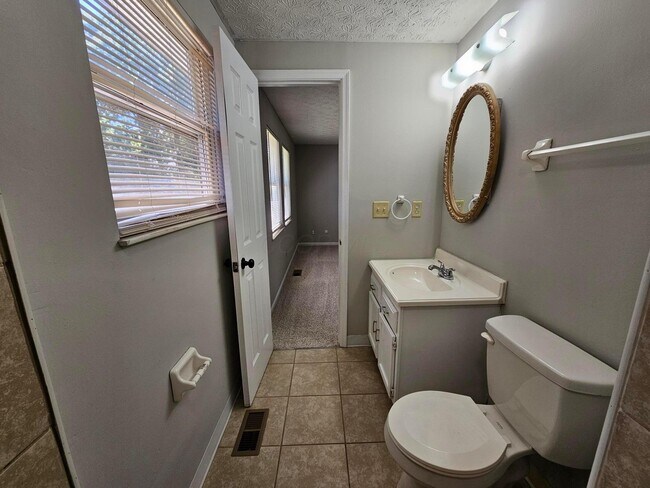 Building Photo - 5316 Predmore Pl