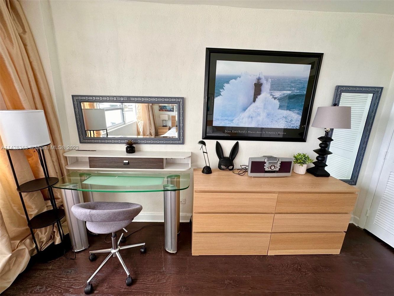 Building Photo - 1500 Bay Rd