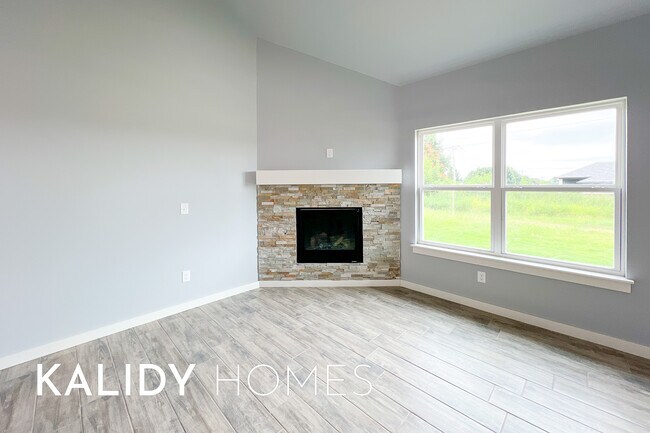 Building Photo - 520 Kearny Ln