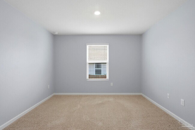 Building Photo - 5598 Guinevere Ln