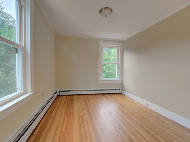 Building Photo - 1 Pratte Ave