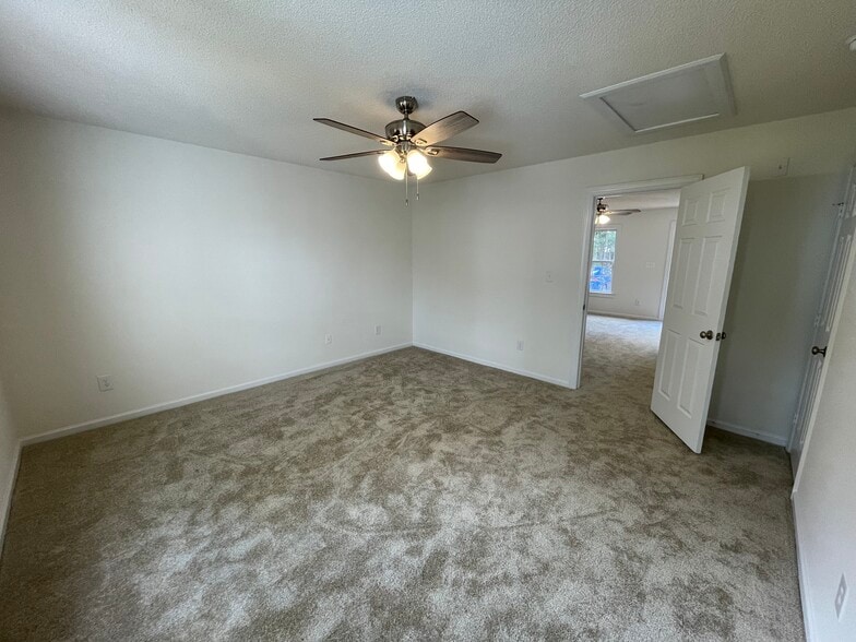 Building Photo - 3609 Jayne Ln NW
