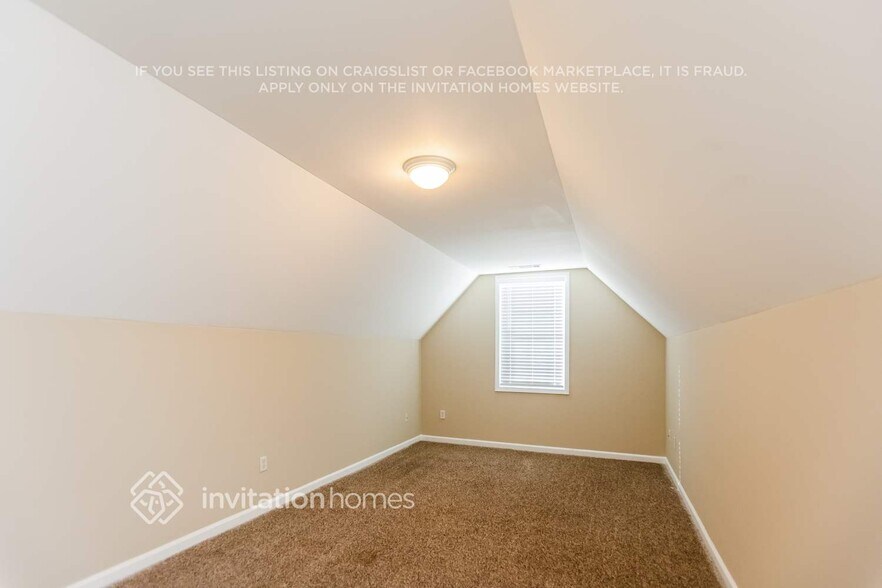 Building Photo - 143 Stonehenge Dr