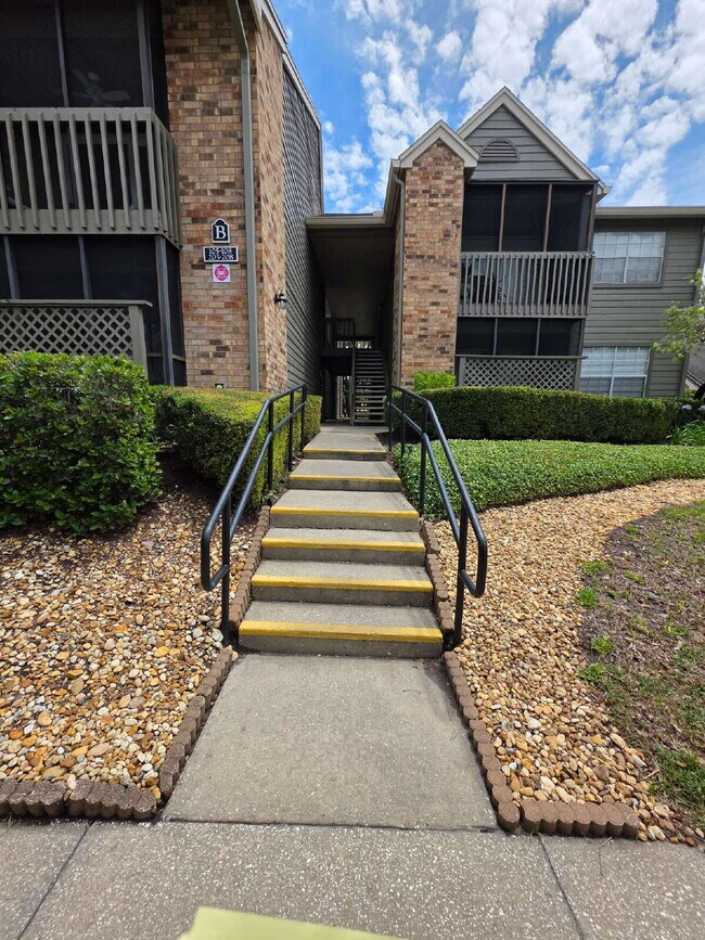 Building Photo - 1 bedroom condo in Clearwater