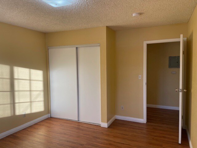 Building Photo - 11109 S Broadway