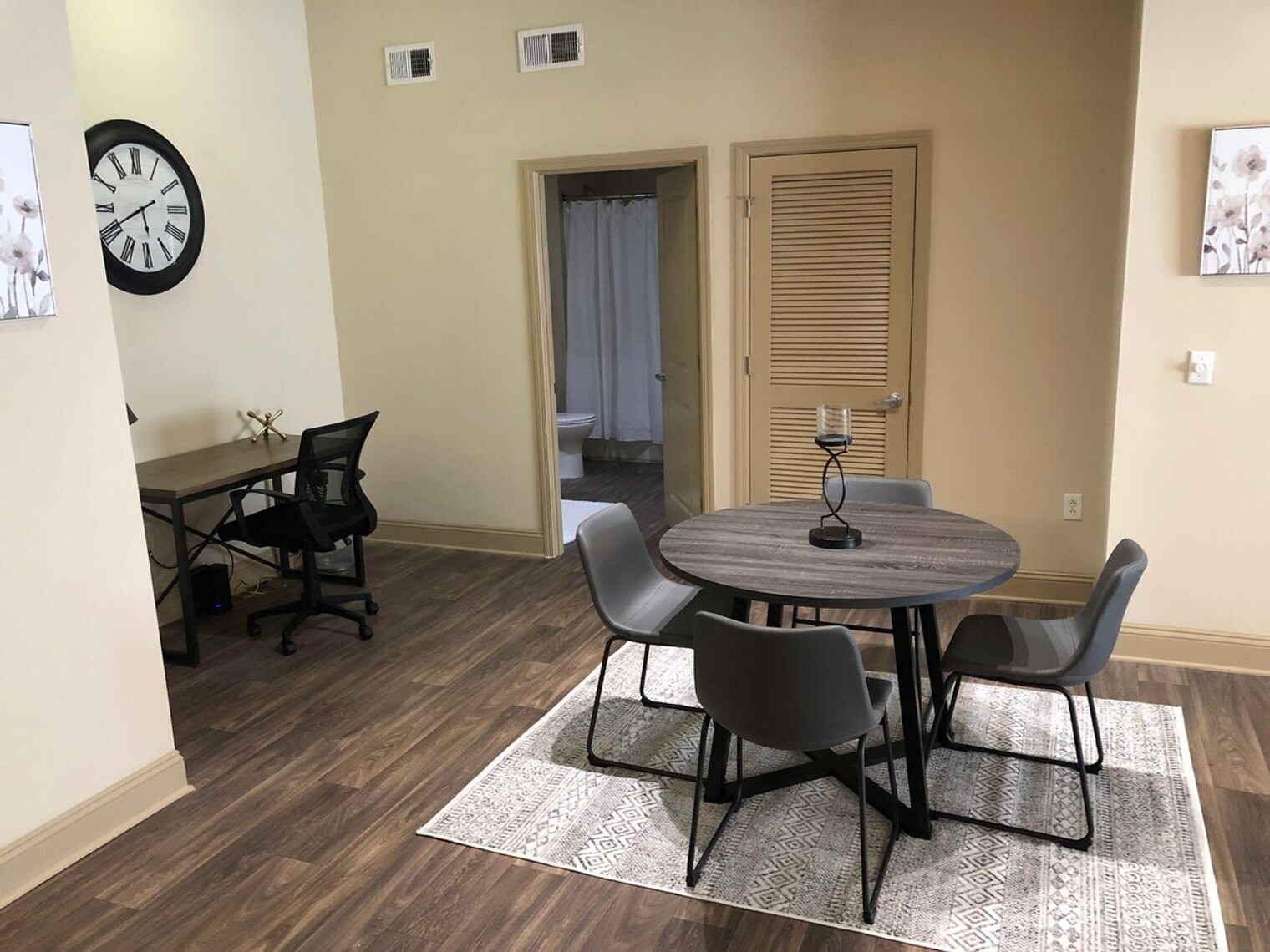 Building Photo - 721 Gov Morrison St