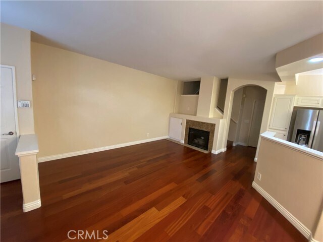 Building Photo - 1121 S Positano Ave